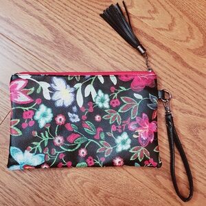 Floral Pattern Medium Size Wristlet